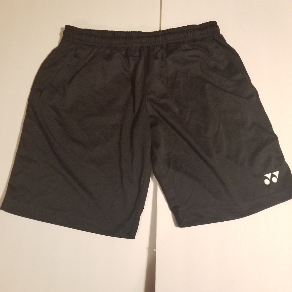 Yonex Shorts  Men's Black Tennis Badminton  Medium  size